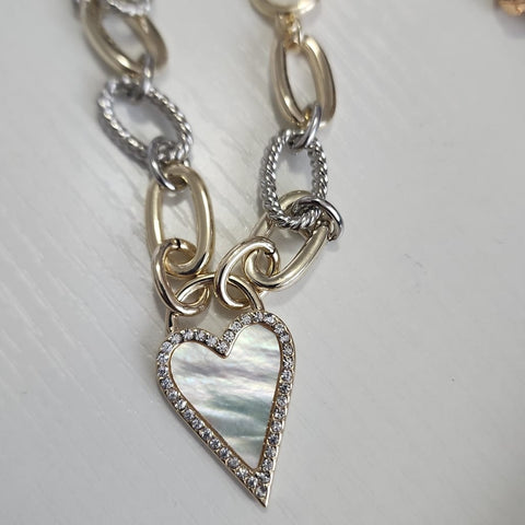 P-074R Pulsera Corazon Nácar