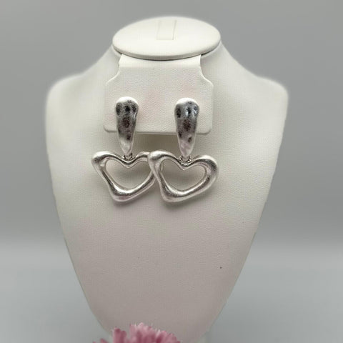 A-746-Aretes de corazón superficial