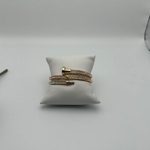 B633-Bangle de clavo