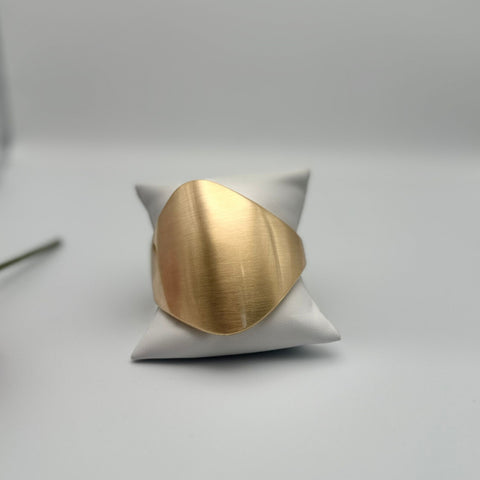 B-636-Bangle abrazadera de uña