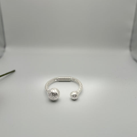 B641-Bangle esferas irregulares