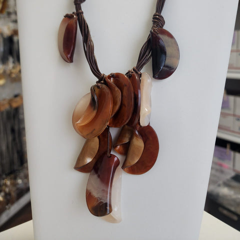 C-288GC-Collar en Pétalos