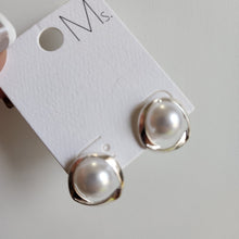 A-785ZK-Arete Perla Pequeña