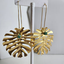 A-2009-24K-Aretes Hoja con Piedra