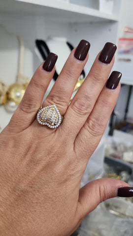 Anillo con Baguette Corazon