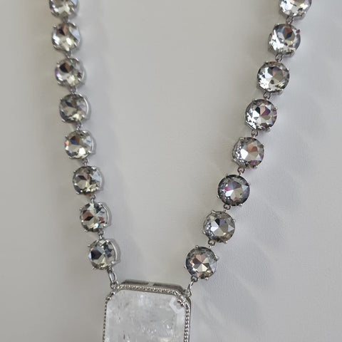 Cadena Swaroski con Cuarzo Blanca