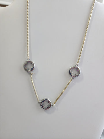 Cadena de 3 Clover Plata corto