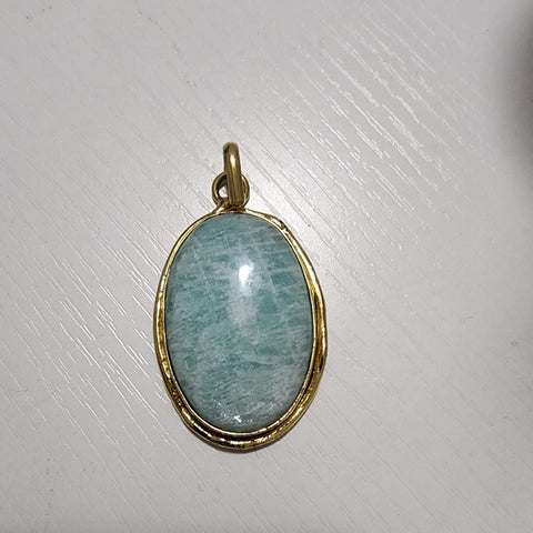 Charm Ovalado Verdoso