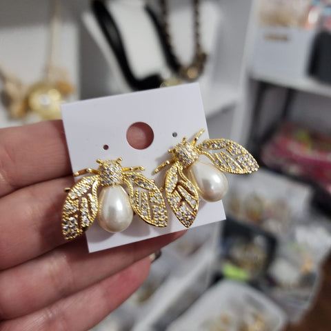 Aretes abeja con Perla