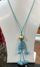 Cordón de Muñeca  Con Aretes