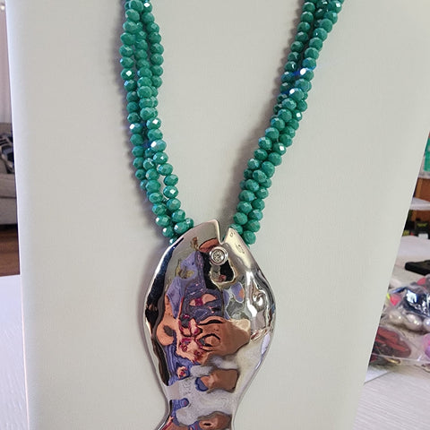 Collar en Cuencas Con Aretes Turquesa y Palteado