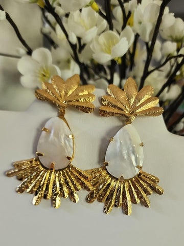 Aretes Carnaval  Gota Nacar  Base dorada