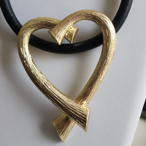 Choker Corazón Madera