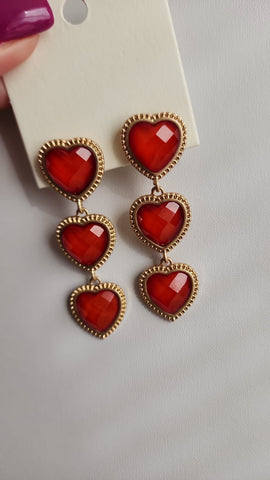 Aretes Tres Corazones Rojo