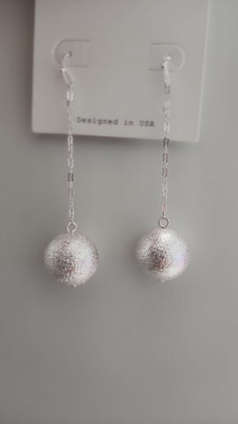 Aretes Esfera Colgante Matte