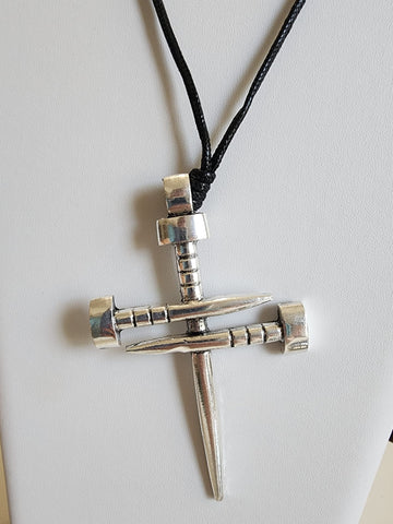 #005-Cruz de Clavos