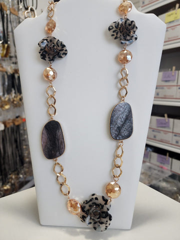 Collar animal print con ambar