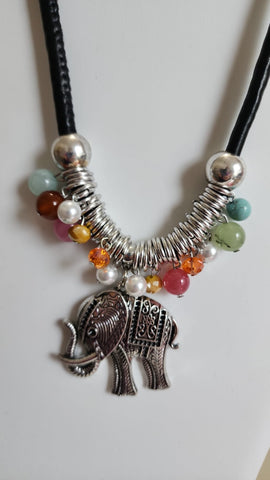 Collar de Elefantes con Cuencas