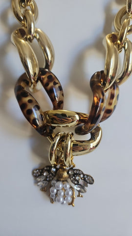 Cadena de Eslabones con Animal Print y Abeja