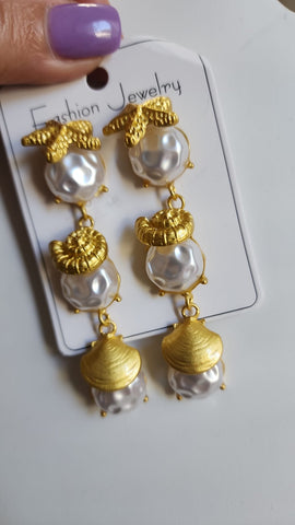 Aretes  Elegancia  Perlas, Estrellas, Caracol y Almejas