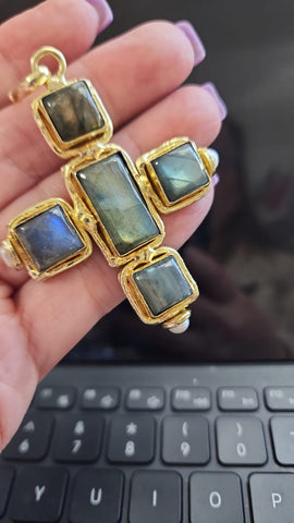 Gema Cruz Cuarzo Verde