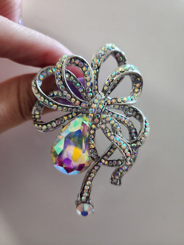 Prendedor Lazo con Gota Tornasol