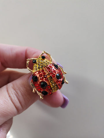 Prendedor Lady Bug Roja