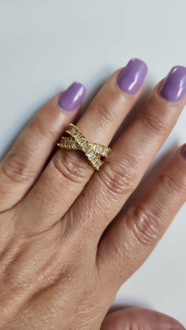 Anillo Entrelazado en Baggette