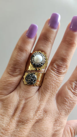 Anillo Cristal con Perla  Base dorada