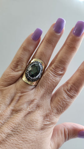 Anillo Cristal y Cuarzo  Base dorada