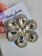 Prendedor 6 Pétalos