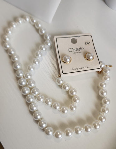 #126 Collar de perlas