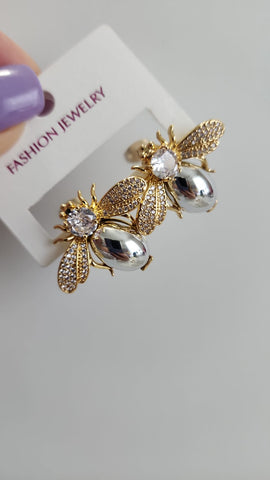 A523-36-Aretes de Abeja  Con Gota Plata