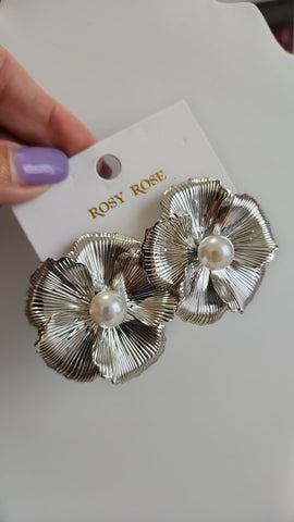 A523-4-Aretes Flor Plata con Perla