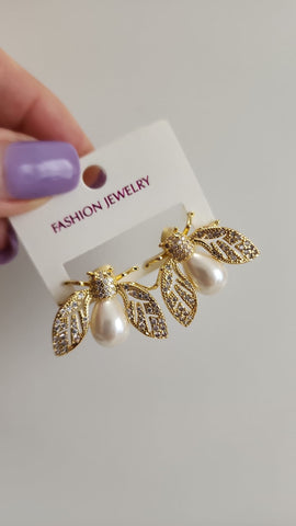 A523-30-Aretes de Abejas con Perla