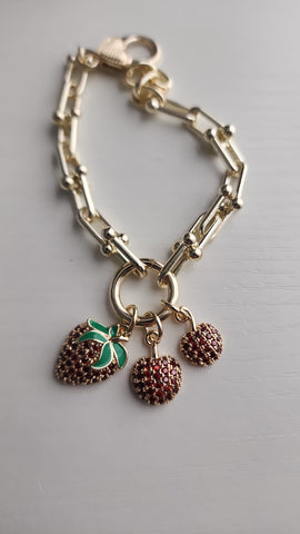P203-Pulsera de Fresas
