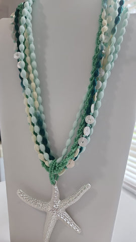 Collar en Hilo  Verde