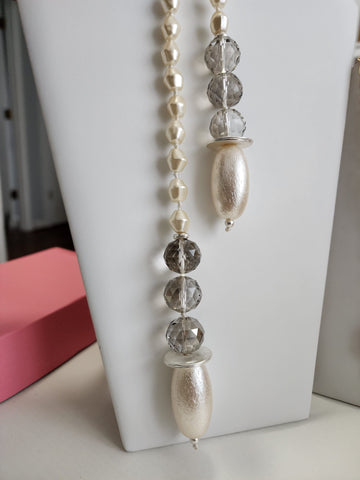 Collar doble perla descuento