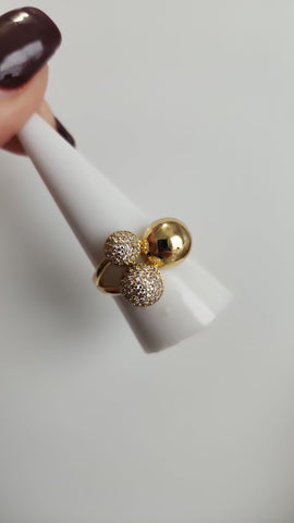 Anillo de Esferas  Dimensional