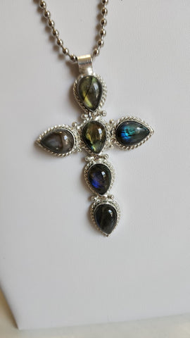 Gema de Cruz  Cuarzo Crudo