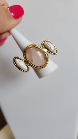 Anillo de  Cuarzo Rosa con Perlas