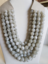 Collar en Capas  Cerradura Iman y Cuero