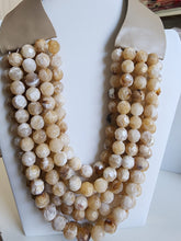 Collar en Capas  Cerradura Iman y Cuero