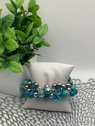 Pulsera de piedras turquesa