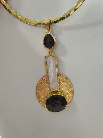 Gema 3 Piedras Con Violeta  y Nacar