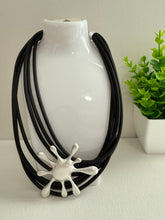 Collar de goma splash