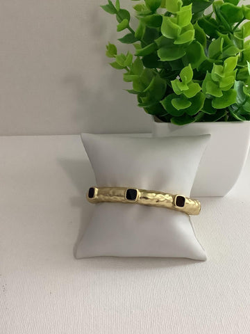 Separado  3 piedras  Negro