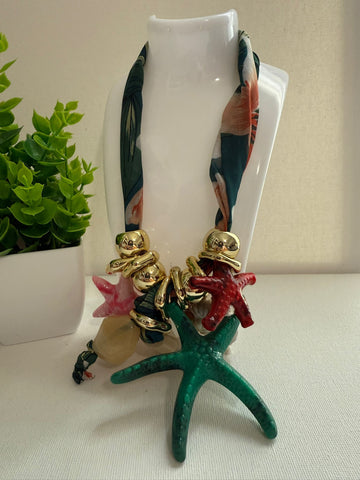 Collar pañuelo verde estrella