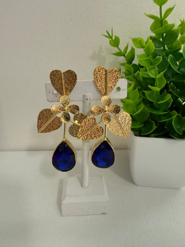 Arete flor con gota Cristal