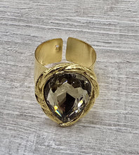 Anillo Gota borde Torcido